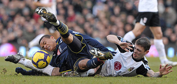 功离不开他 功离不开他