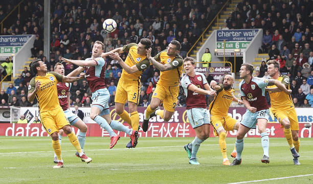 再添波折 再添波折